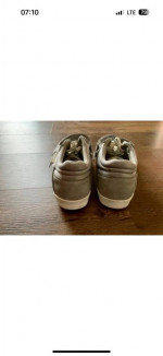 Leather shoes
