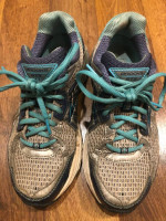 Brooks Adrenalline GTS Running/Gym Shoes