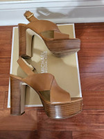 Woman's Shoes