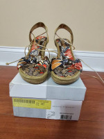 Woman's Shoes