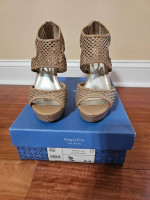 Woman's Shoes