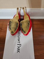 Woman's Shoes