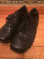 Men shoes size 6and 6 1/2