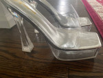 Shoes size 7