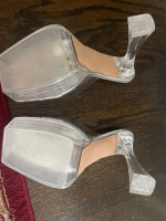 Shoes size 7