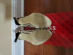Woman's Shoes