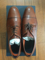 BRAND NEW/NEVER WORN Cole Haan lace up oxfords dress shoes. size 10