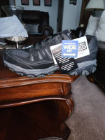 Shoes ( mens skechers steel toe)