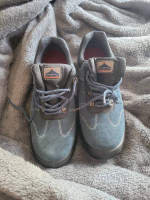 Brand new men's steel toe work shoes
