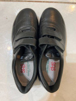 SAS men’s shoes 10 M like new