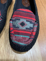The Sac women's adorable knit shoes