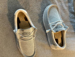 HeyDude Mens Shoes
