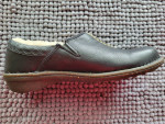 (price lowered) Women's UGG Slip-On Shoes - Size 12