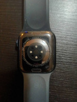 Iphone 13 Pro Max and Apple watch