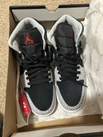 Shoes - Air Jordan 1 Mid “Elephant Toe”