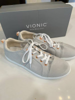 Women’s Vionic Canvas Beach Shoes / Great Arch Support