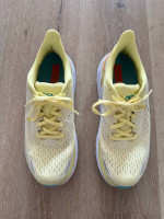 Hoka Clifton 8 Women’s shoes