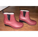 Tretorn Womens Red Wedge Heel Rubber Rain Boot Shoes, Size 5