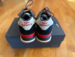 Men’s 9.5 New Balance 574 shoes