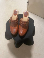 Women's Brown Leather Shoes/Slides