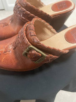 Women's Brown Leather Shoes/Slides