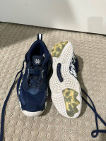 Basketball shoes