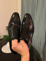 Kenneth Cole patent leather men’s dress shoes