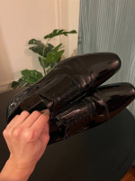 Kenneth Cole patent leather men’s dress shoes