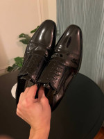 Kenneth Cole patent leather men’s dress shoes