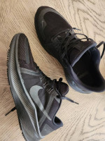 Mens shoes, size 9