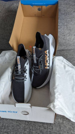 Running Walking Comfortable Shoes - Adidas UltraBoost, HOKA Bondi, Carbon X 3