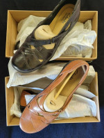 Brand new Clarks Woman’s Shoes sized 9 (black or tan)