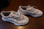 Used adidas Originals Ozweego White Men Unisex Lifestyle Shoes Size 7