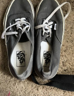 Gray low cut shoes