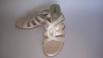 Womens shoes 7M pearl cream sandals East 5th new unworn EF Eloise
