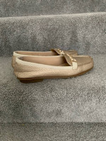 Ladies Aerosoles shoes size 9 1/2