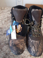 Mens shoes size 12e