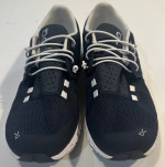 Cloud On Cloud Swiss men’s running shoes size 7.5