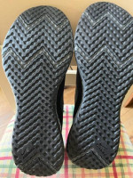 New NIKE Size 13 Running Shoes