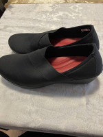Crocs Womens 10 Shoes Dual Comfort Busy Day Black Stretch Fabric