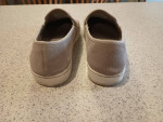 Women's Sorel tan slip on shoes - size 9