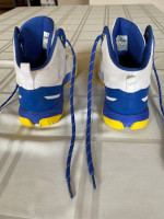 Steph Curry Under Armour Basketball Shoes, Youth Size 6.5