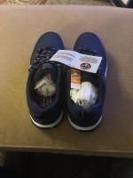 NIB Skechers work shoes sz 7