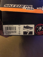 NIB Skechers work shoes sz 7