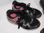 GET 7 PAIRS OF USED CHILDREN'S TENNIS SHOES, SNOW BOOTS, SHOES FOR