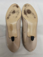 Red Cross Beige Lace Pumps Size 9B