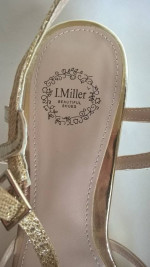 Womens shoes 7M satin gold sandals I. Miller new unworn condition
