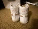 Womens nike shoes