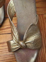 Vintage 70s NORMAN KAPLAN LAS VEGAS Leather Bow Heels Shoes Size 7
