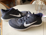Woman’s Sz 9 Nike Running Shoes